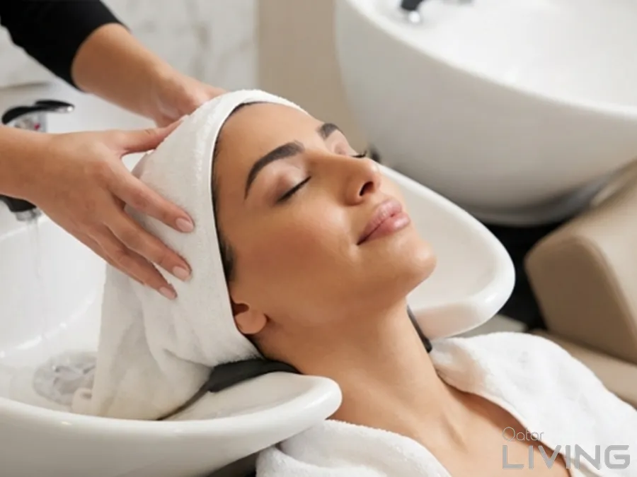 غسل واستشوار للشعر متوسط الطول - بـ 125 ريال